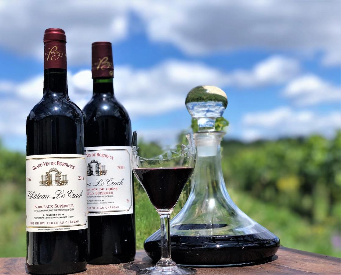Chateau Le Truch Montussan ภายนอก รูปภาพ