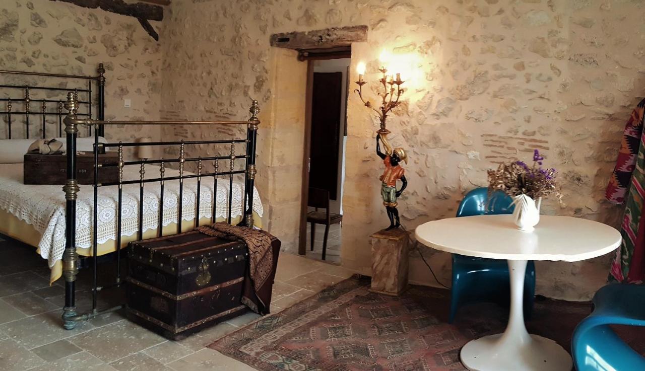 Chateau Le Truch Montussan ภายนอก รูปภาพ