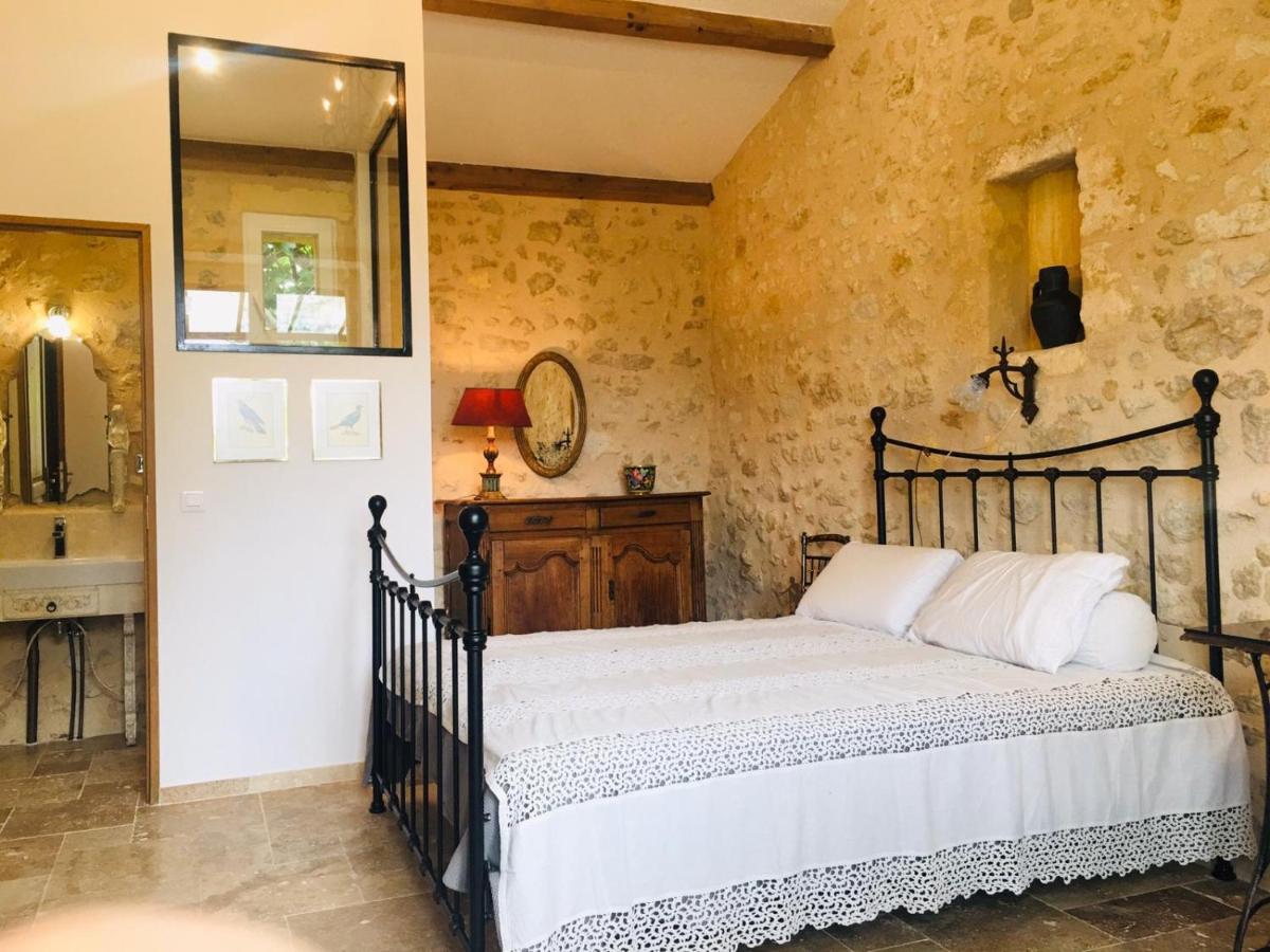 Chateau Le Truch Montussan ภายนอก รูปภาพ