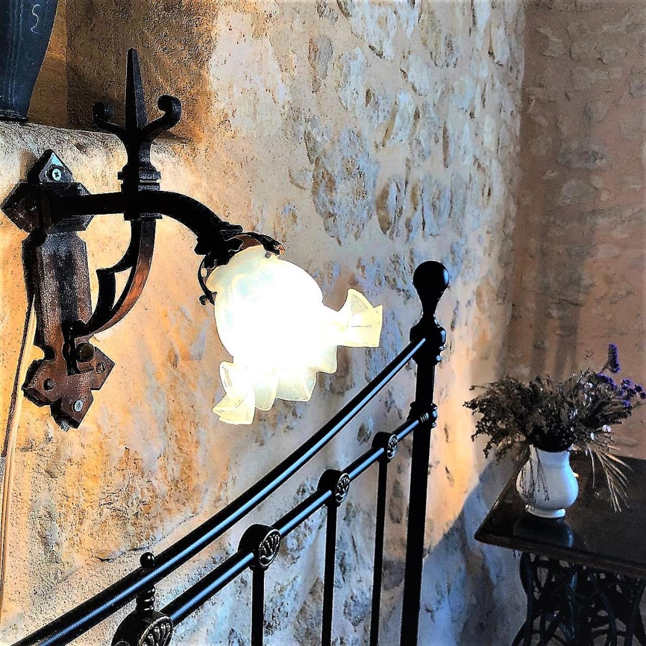 Chateau Le Truch Montussan ภายนอก รูปภาพ