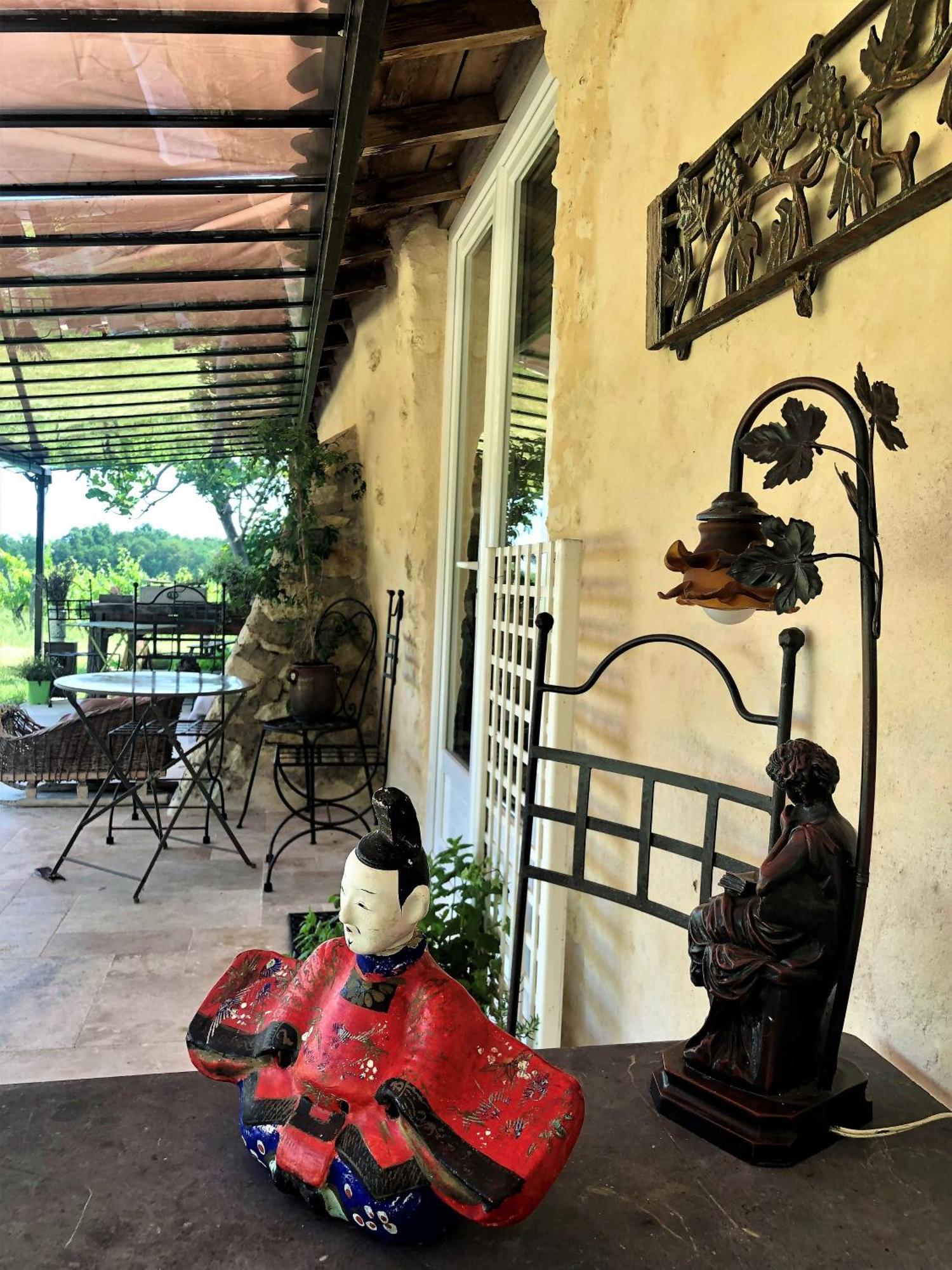 Chateau Le Truch Montussan ภายนอก รูปภาพ